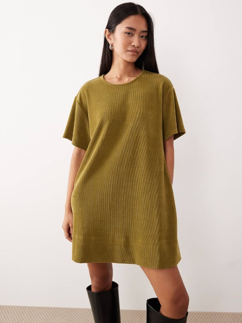 NWT ASOS DESIGN cord short sleeve shift mini dress with pockets in green